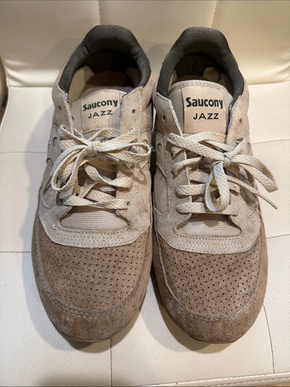 Saucony Jazz Men's Taupe Suede Sneakers